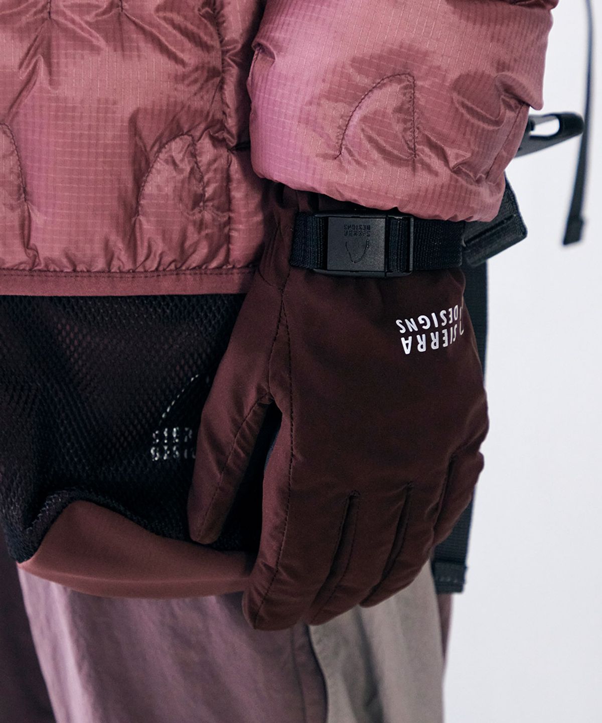 시에라디자인(SIERRA DESIGNS) 오니온(ONION) 3레이어 방한 글러브 BURGUNDY