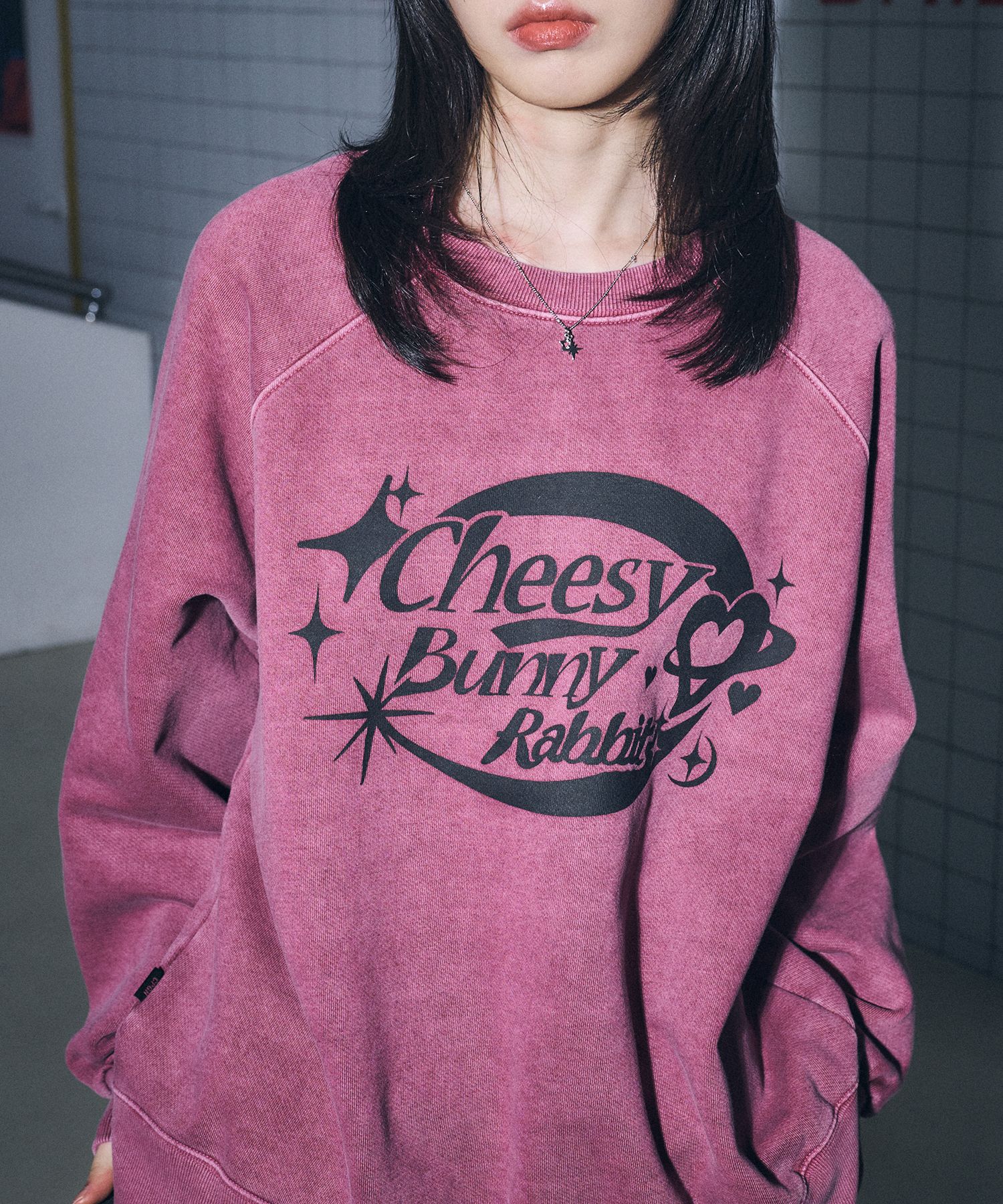 [CPGN STUDIO ]★Cheesy Bunny Raglan Pigment Sweatshirt MUSINSA | CPGN STUDIO Cheesy Bunny Raglan Pigment Sweatshirt