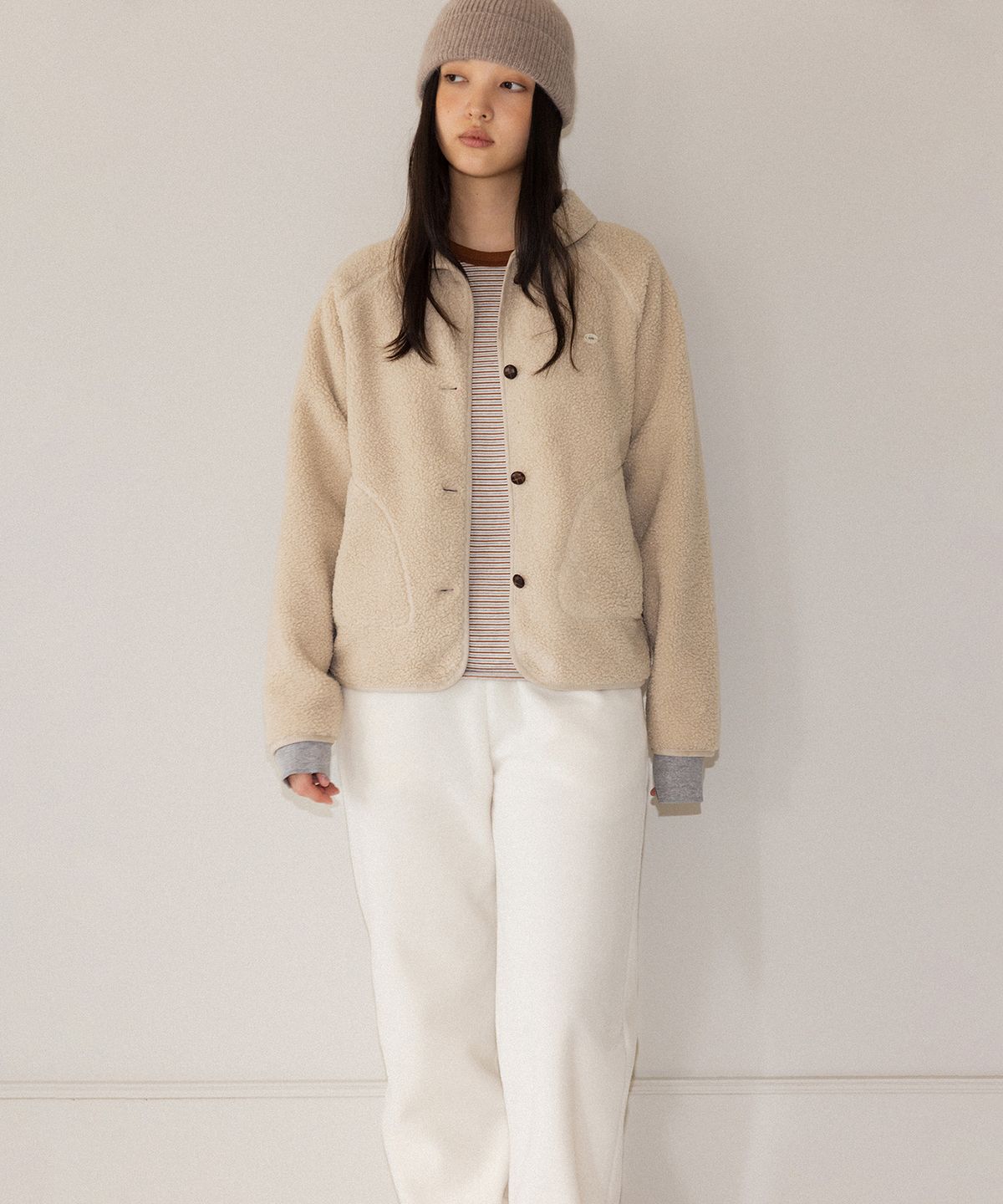 앤니즈(ANDNEEDS) Button fleece jacket (beige)