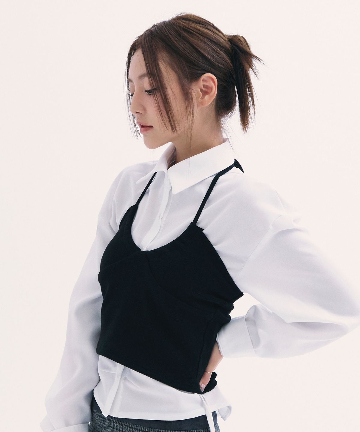 비에이블투(B ABLE TWO) Clala Top BLACK