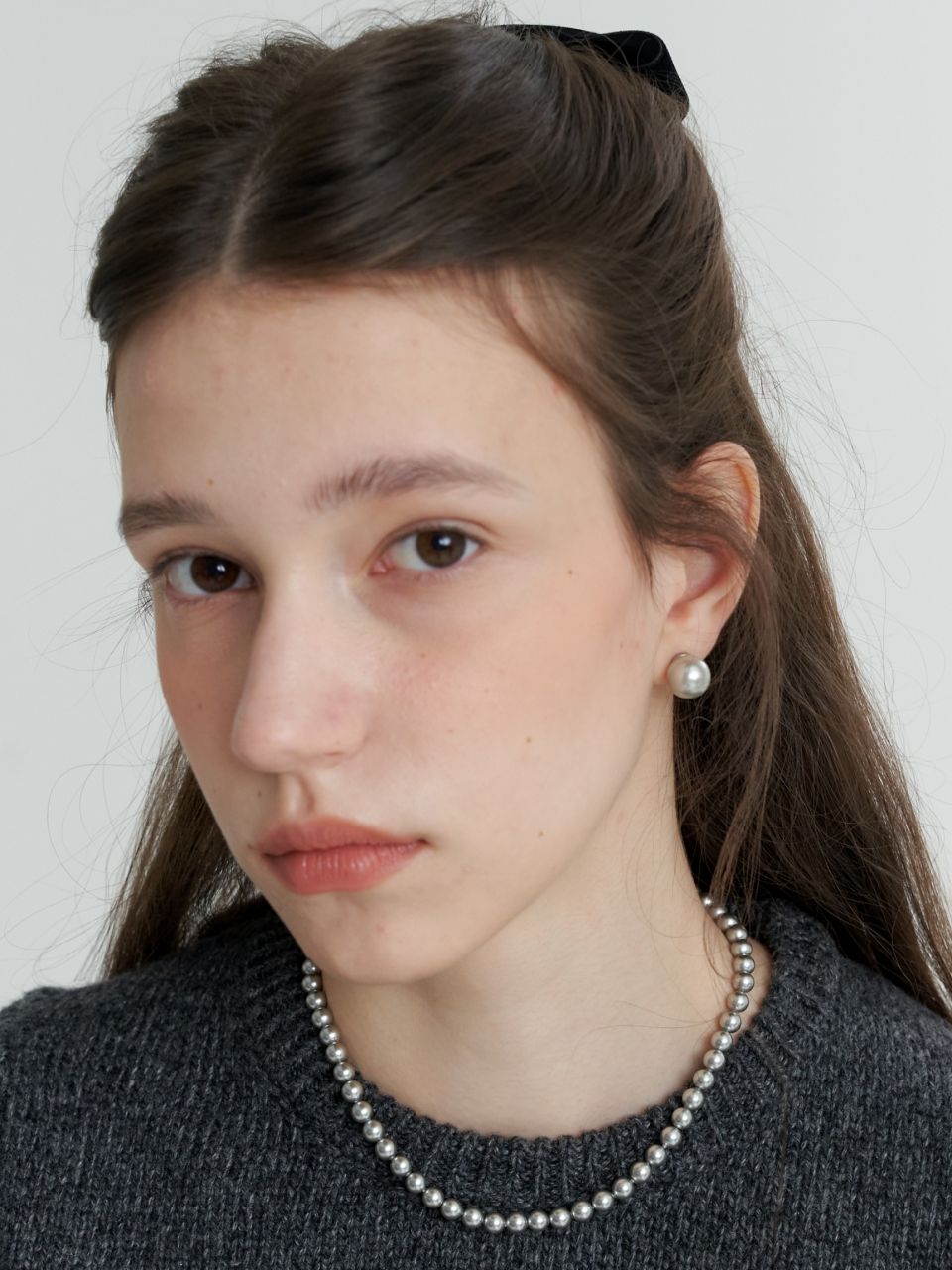 MUSINSA | LOVE ME MONSTER Essential Pearl Earrings 12mm