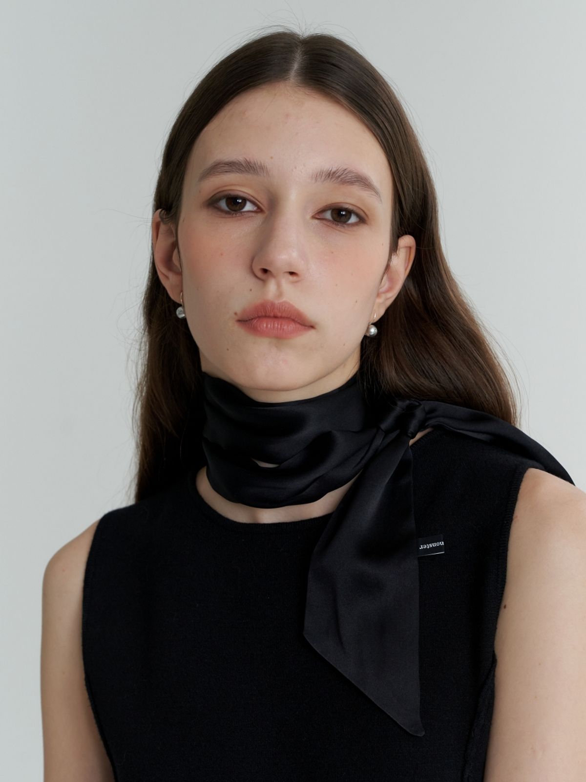 러브미몬스터(LOVE ME MONSTER) Essential Long Silk Scarf_BK (L233MSF010)