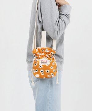 플라워 코듀로이 스트링 크로스백 (2색상 / 2사이즈)