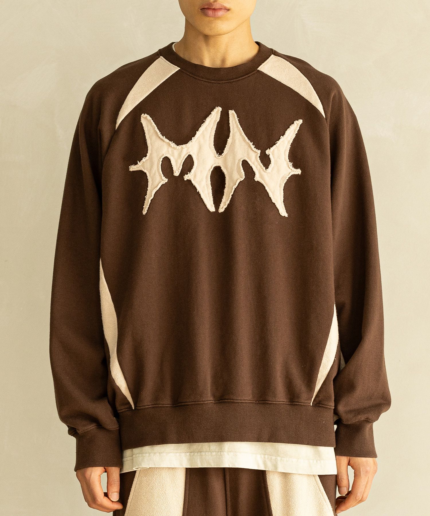 【massnoun】23FW★ MN DART SPORTY REVERSE SWEAT SHIRTS MUSINSA | MASSNOUN MN DART SPORTY REVERSE SWEAT SHIRTS