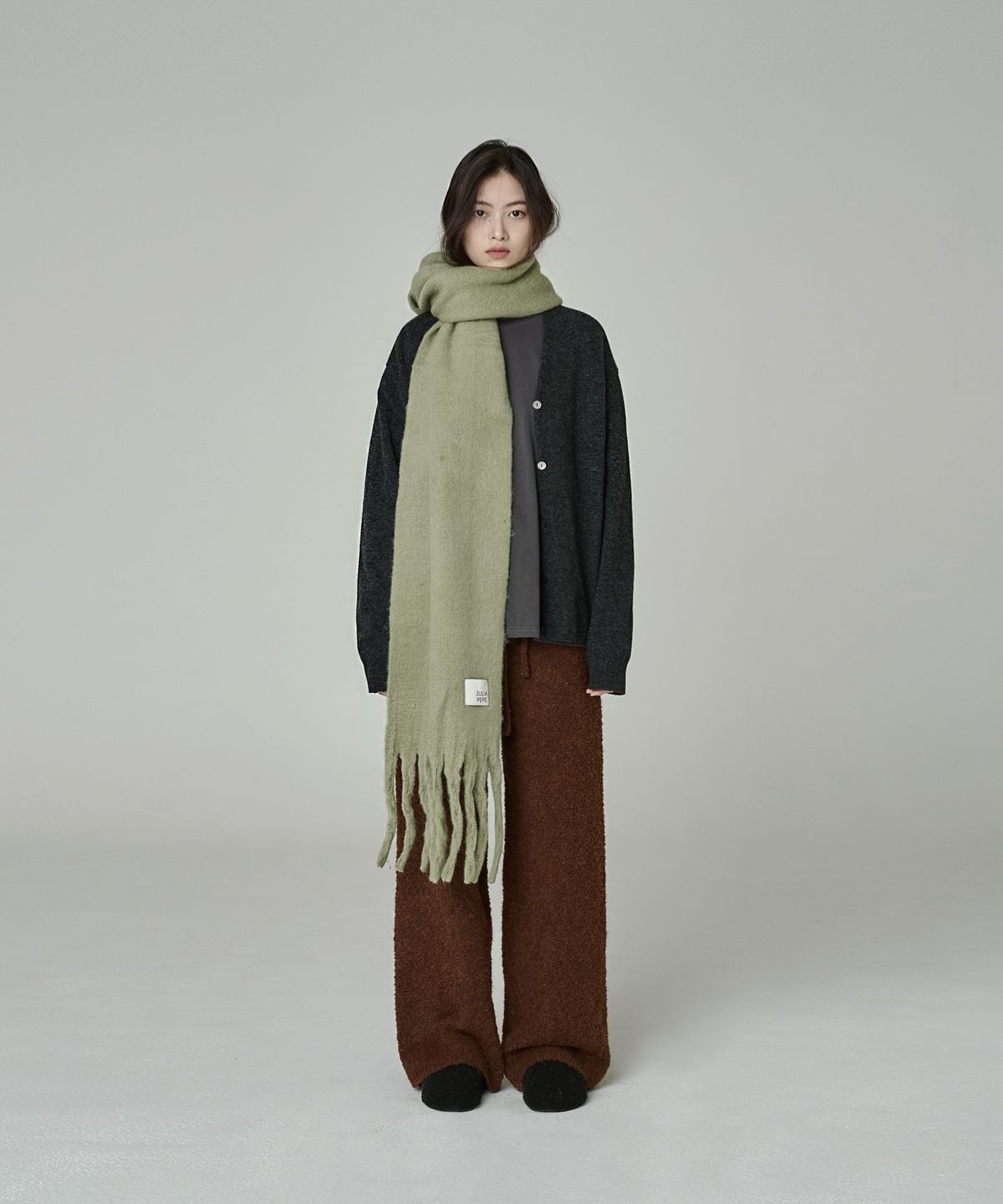 줄리아페페(JULIAPEPE) Classic Long Muffler (Khaki)