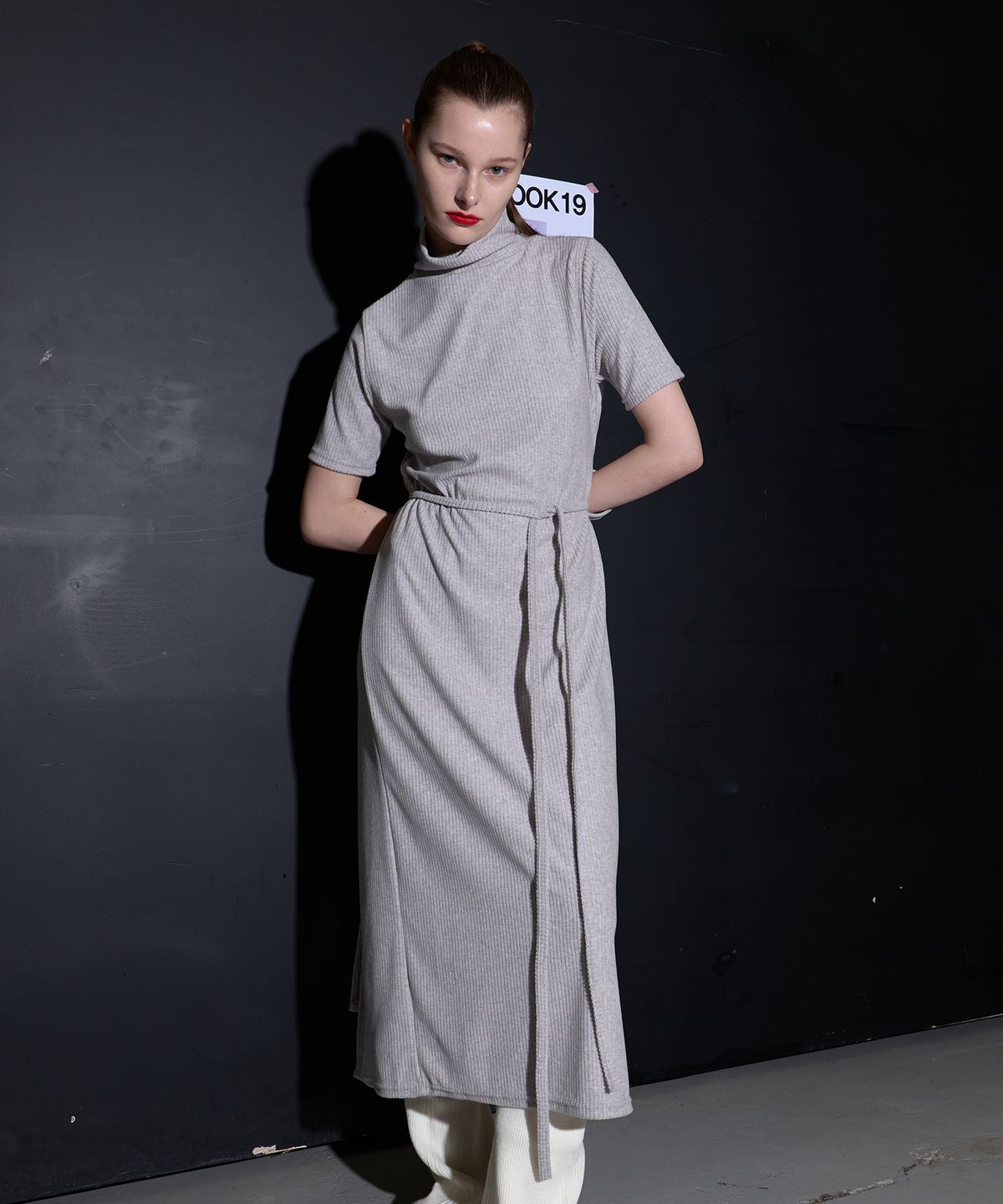 320쇼룸(320SHOWROOM) Turtle neck Wrap Long One piece Gray(워머 포함)