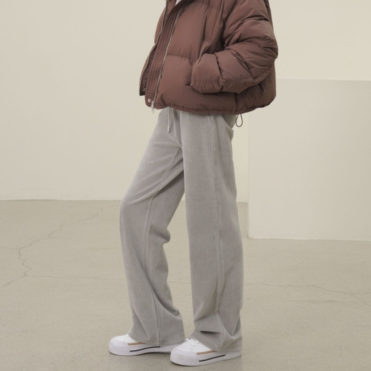 아쿠드(ACUD) Velour Bending Semi Wide Pants _L.Grey