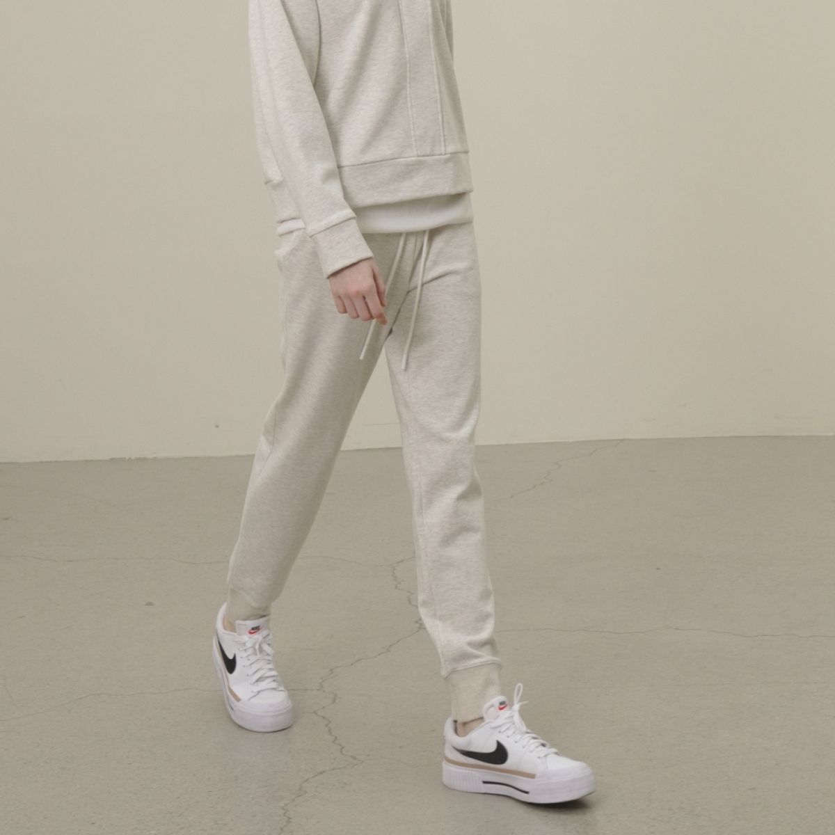 아쿠드(ACUD) Terry Bending Zogger Pants _Ivory