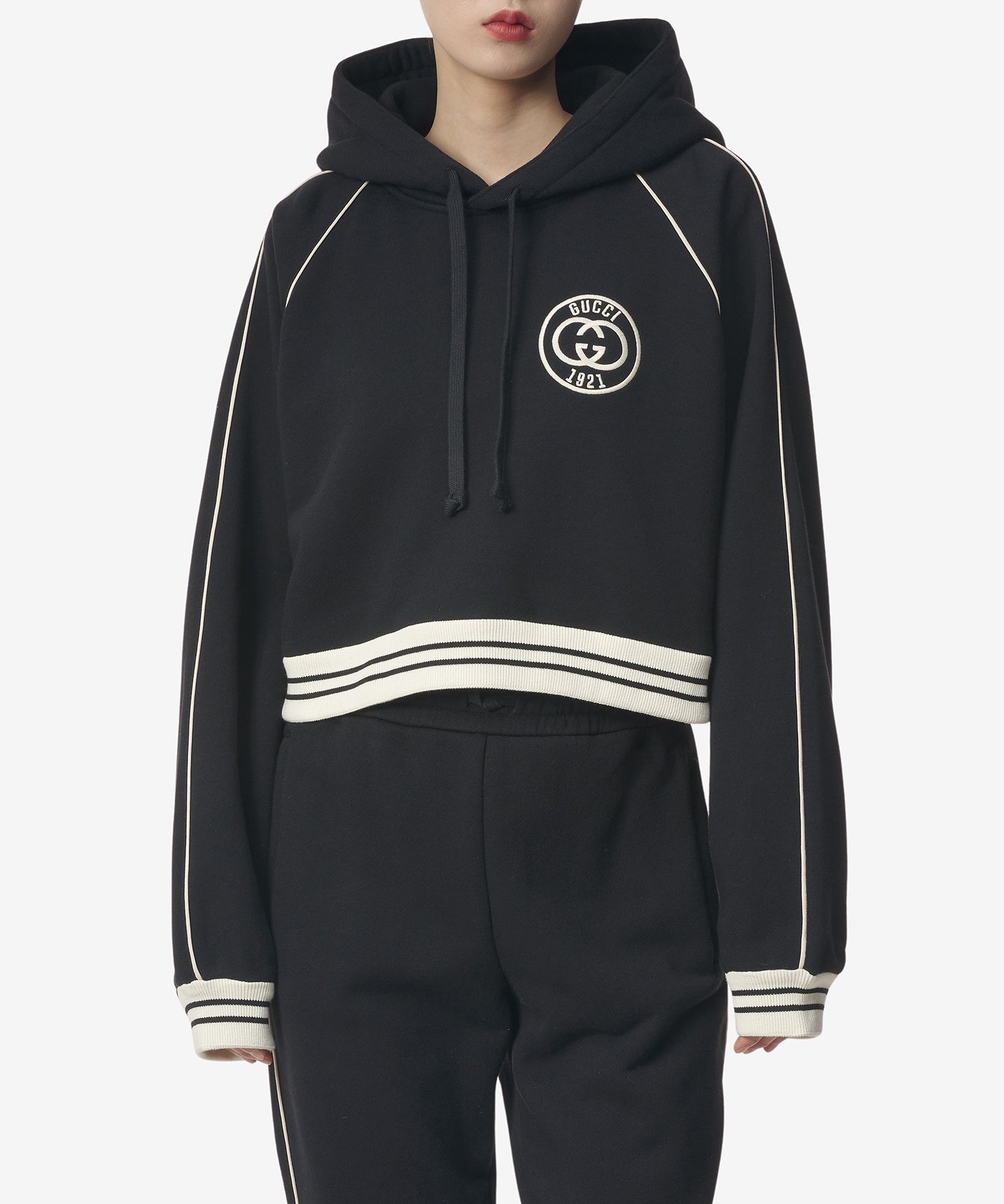 GUCCI ブラック フード付きパーカー MUSINSA公式 | GUCCI クロップチェストGGロゴフードパーカー