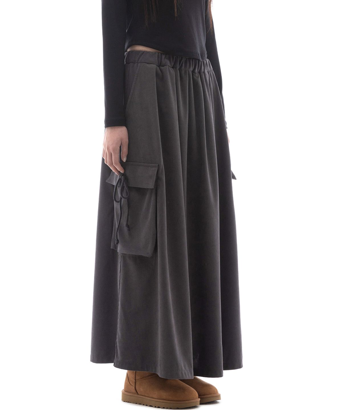 플라즈마스페어(PLASMA SPHERE) PONNY SKIRT IN DARK GREY(골덴 플레어 스커트)
