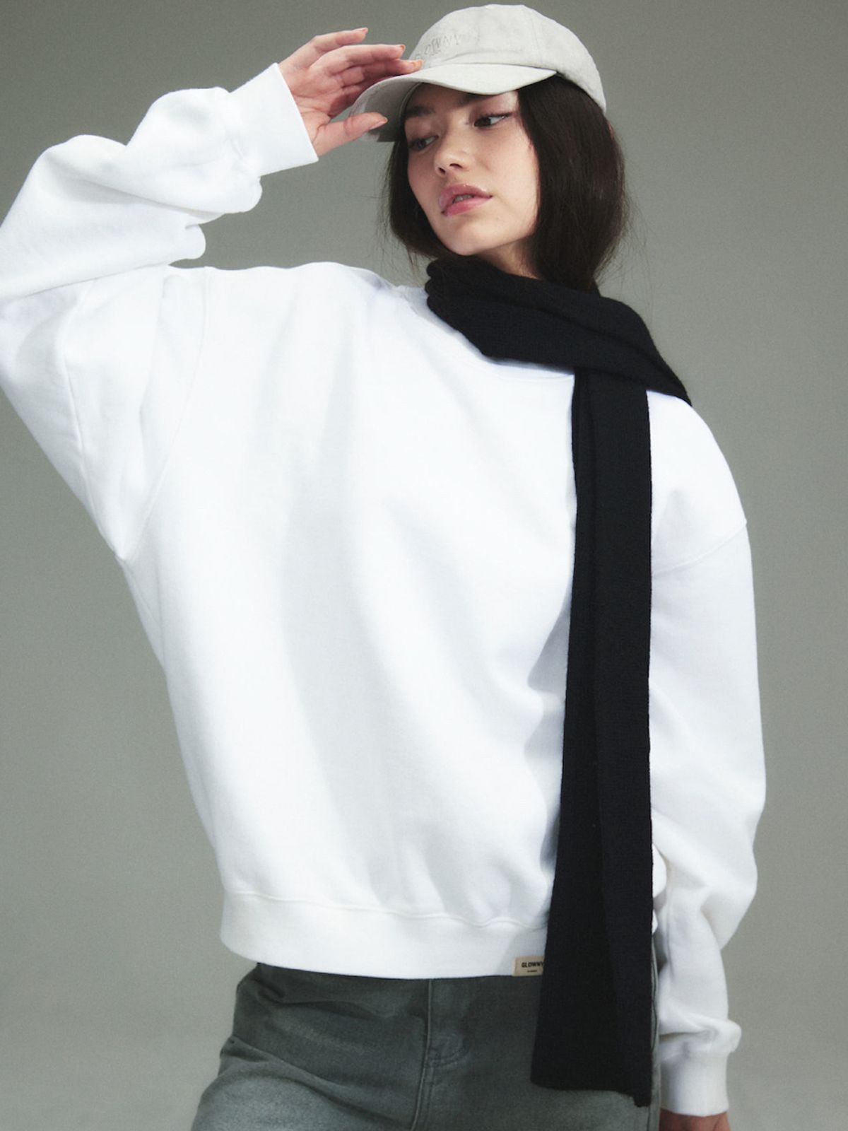 글로니(GLOWNY) G CLASSIC WASHED SWEATSHIRTS (WHITE)