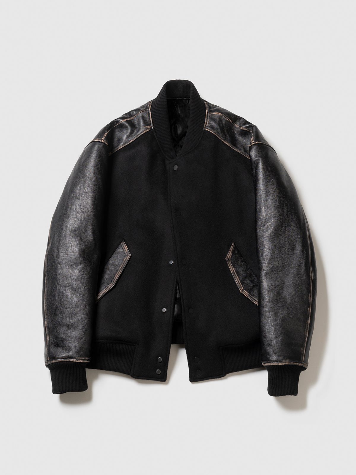 포커페이스(POKERFACE) VINTAGE WASHED VARSITY JACKET BLACK