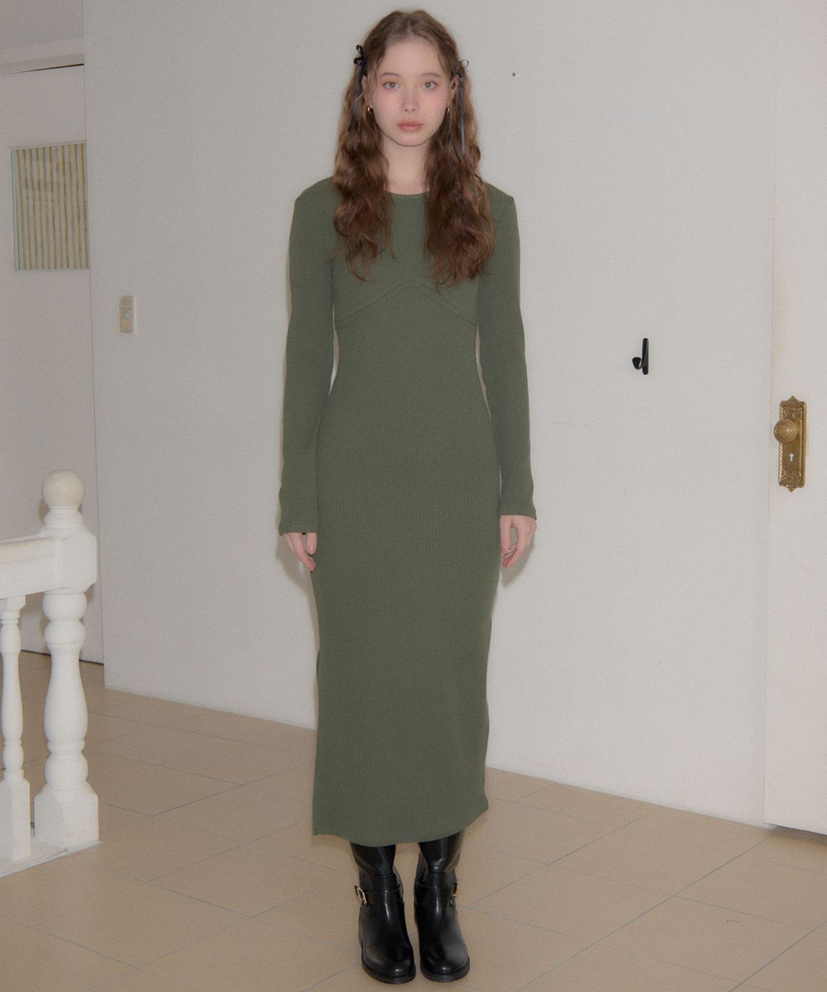 살롱 드 욘(SALON DE YOHN) Line Point Basic Jersey Dress_ Khaki