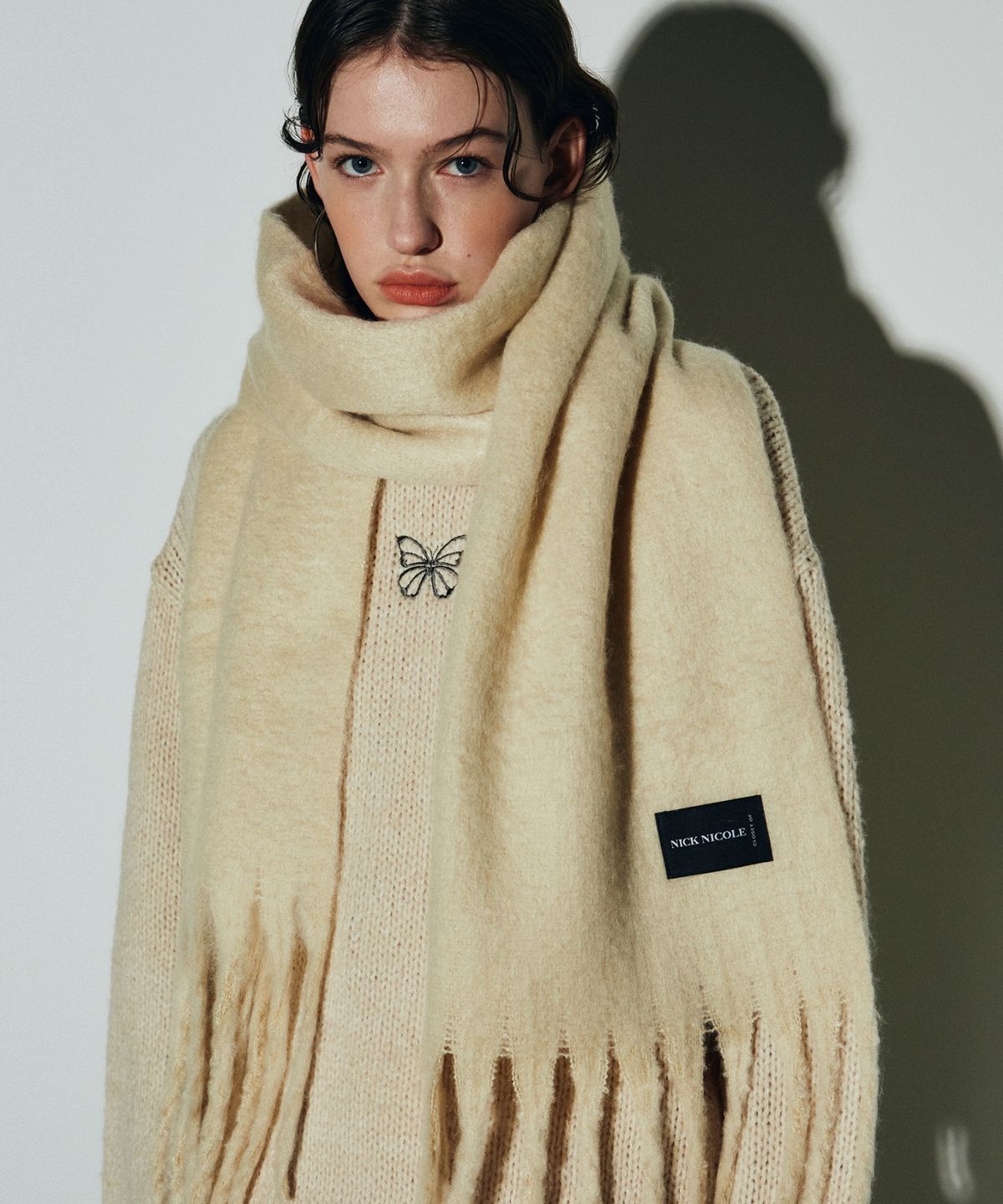 닉앤니콜(NICK&NICOLE) PREMIUM BOLD SOFT MUFFLER_LIGHT BEIGE