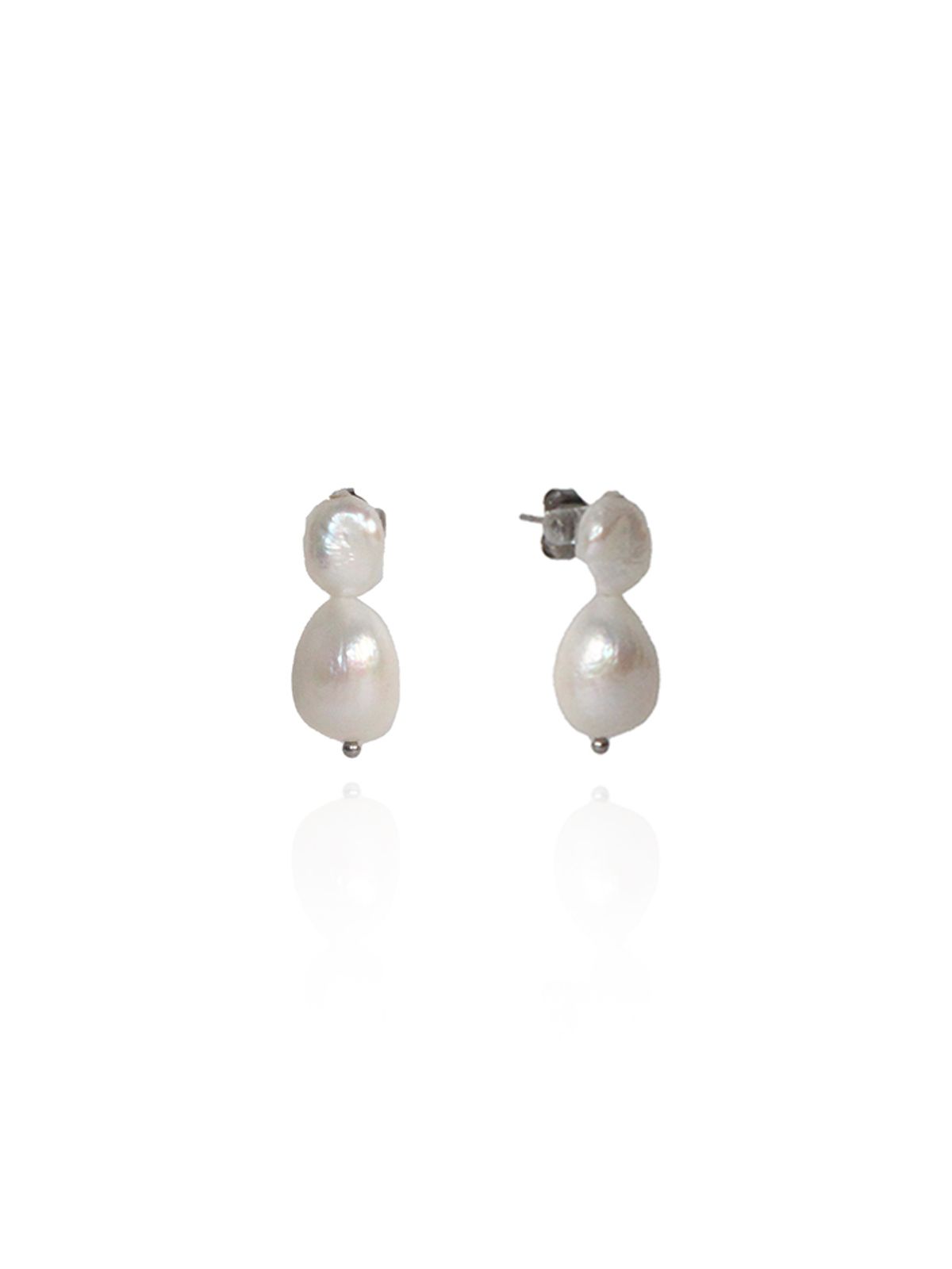비엔베투(Bien Vetu) 7mm X 10mm 담수 진주 눈사람 귀걸이