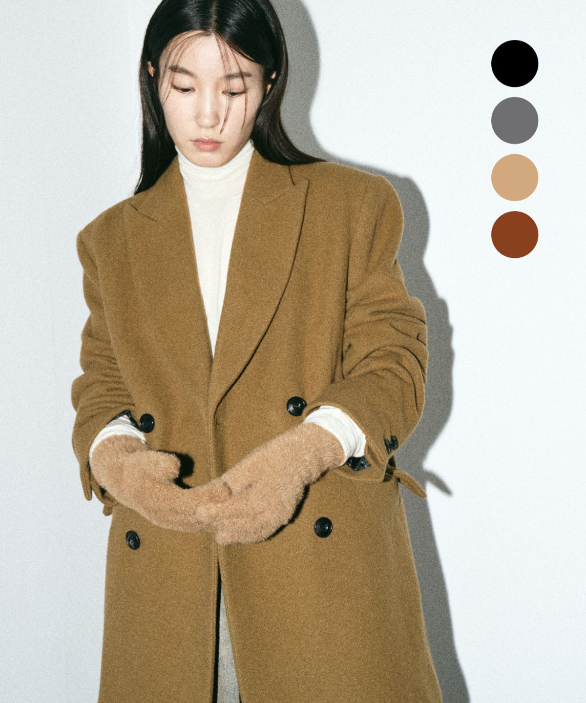 노이어 포 우먼(NOIRER FOR WOMAN) 핑거홀 퍼지 니트 글로브 (4 COLOR)