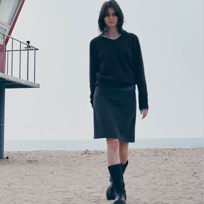 Woolen mid-skirt (Charcoal)