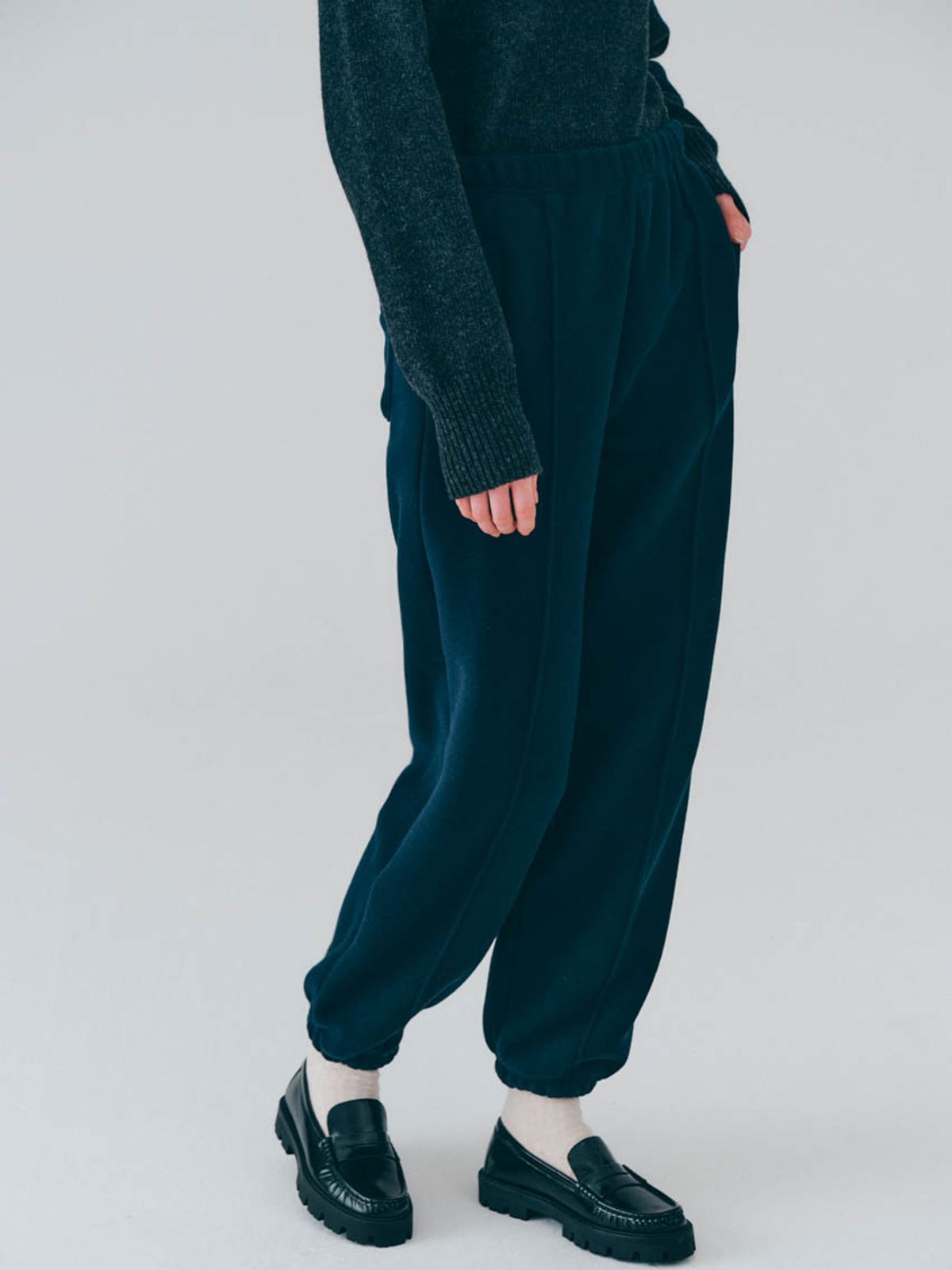 노우드(NOEUD) Fleece jogger pants (Navy)