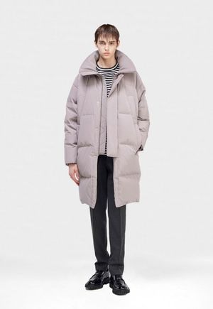 하이넥 롱 다운 점퍼 베이지