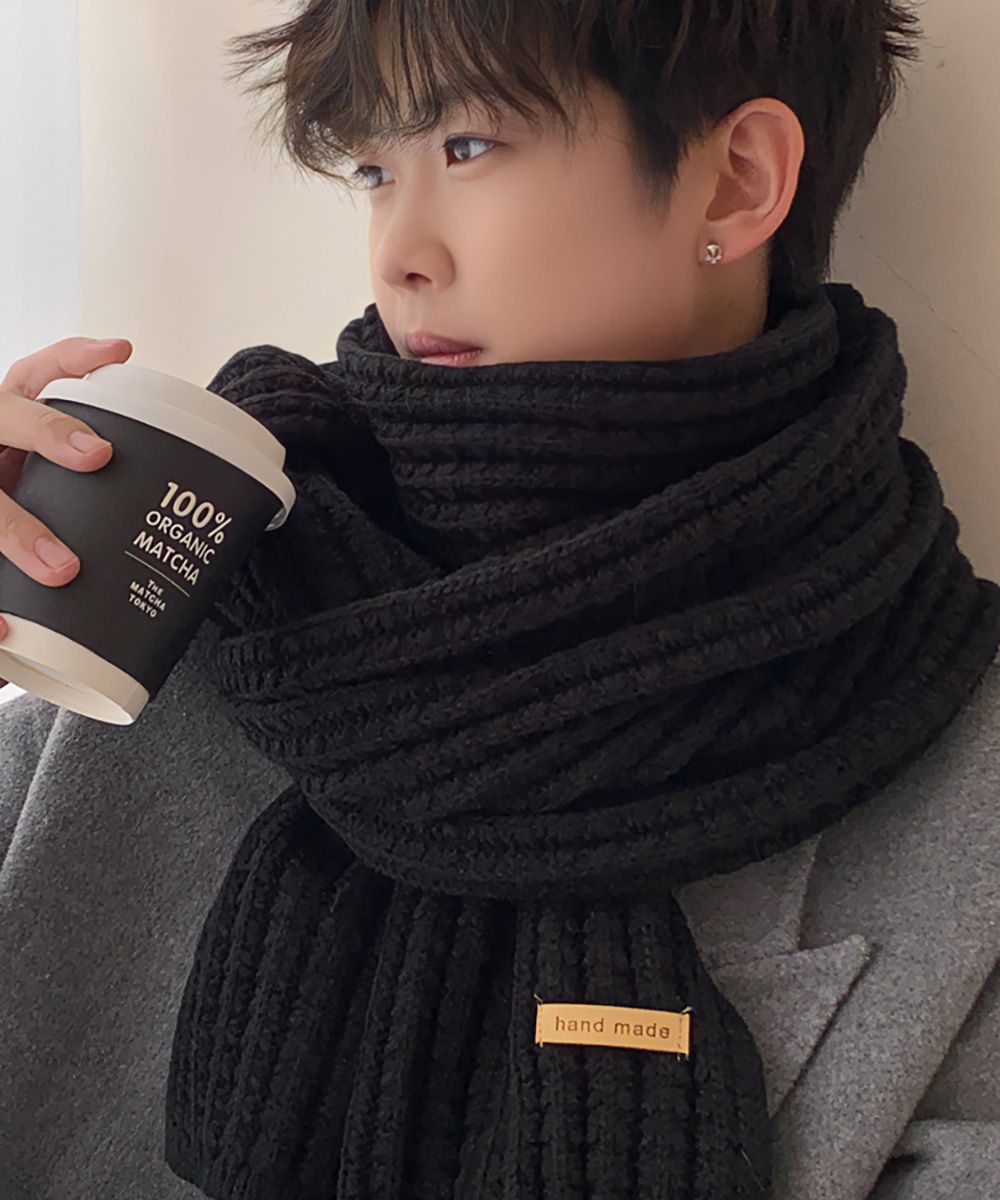 MUSINSA LOOKING4U Handmade knit muffler black