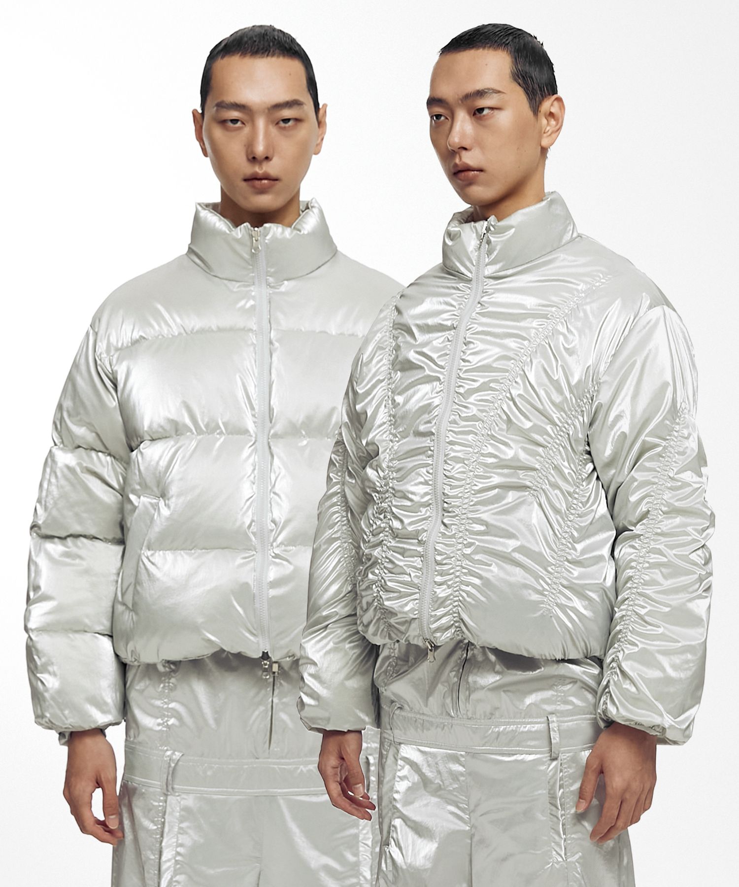 MUSINSA公式 | NACHE GLARE REVERSIBLE PADDING (UNISEX) SILVER