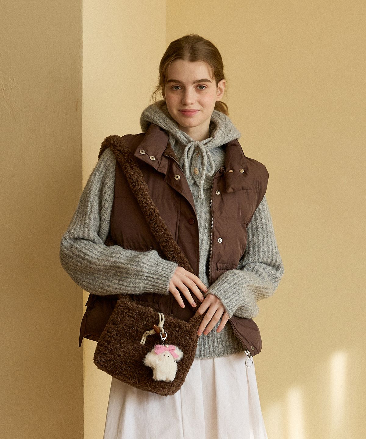 핑크파인애플(PINKPINEAPPLE) TOGGLE MINI BAG_BROWN