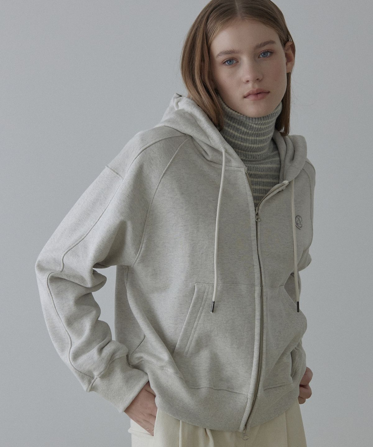 논로컬(NONLOCAL) Emblem Logo Hood Zip-Up - Oatmeal