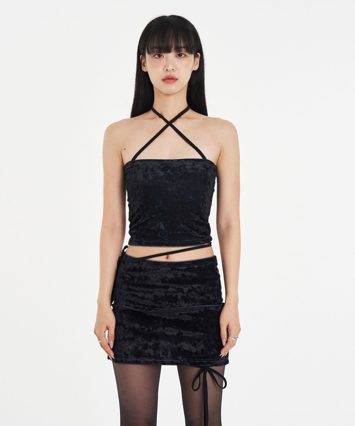 아쎄이(ASSAY) VELVET STRING TUBE TOP (BLACK)