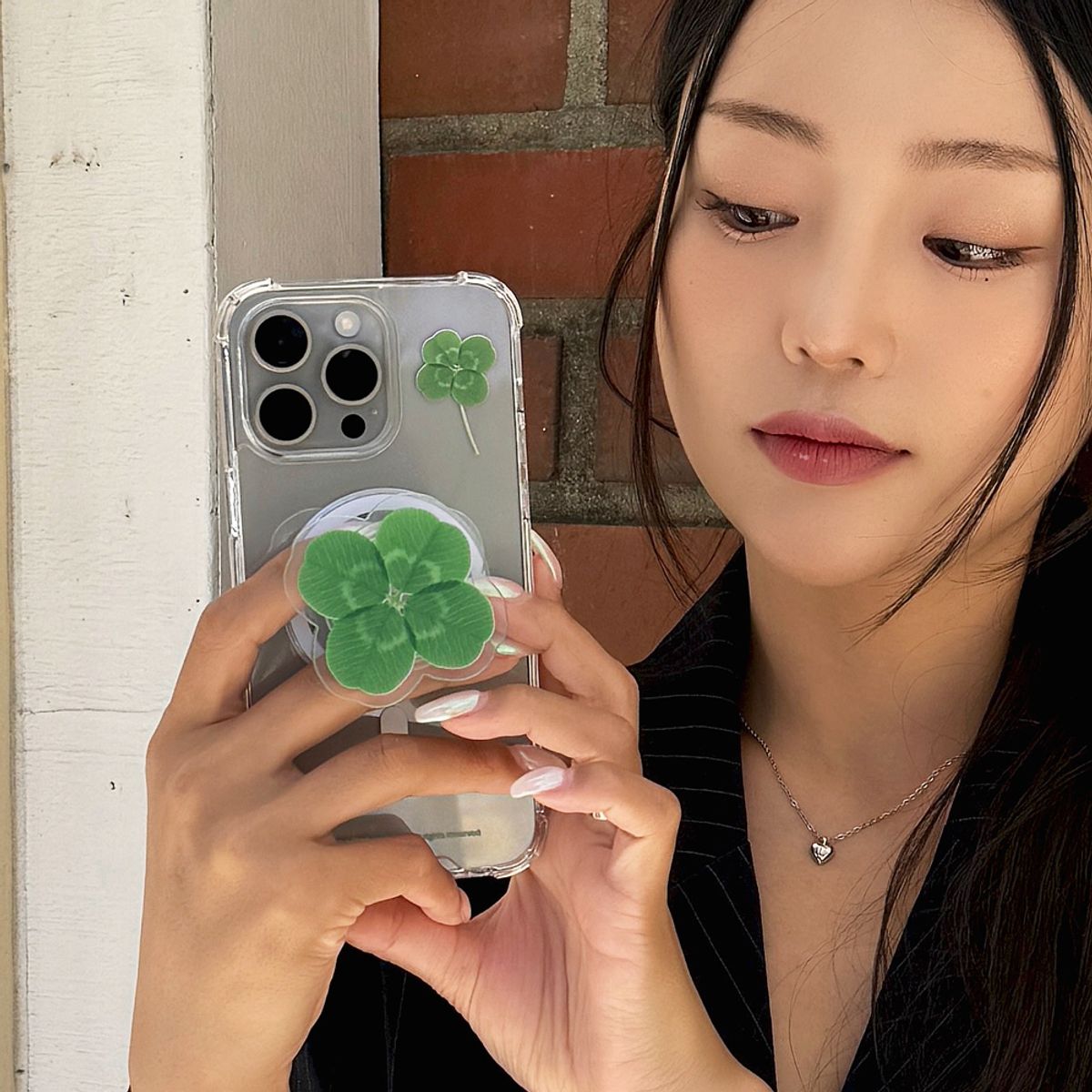 일육팔센치케이스(168CM) 자력2배 아이폰 16 15 14 갤럭시 S23 S24 맥세이프 투명 범퍼케이스 클로버