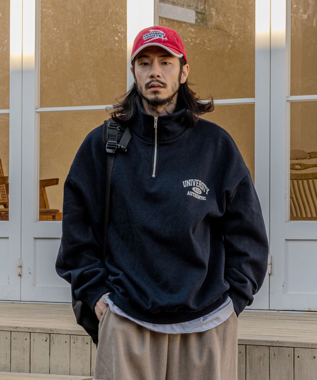 러기드하우스(RUGGED HOUSE) 유니버시티 하프집업 티셔츠 네이비