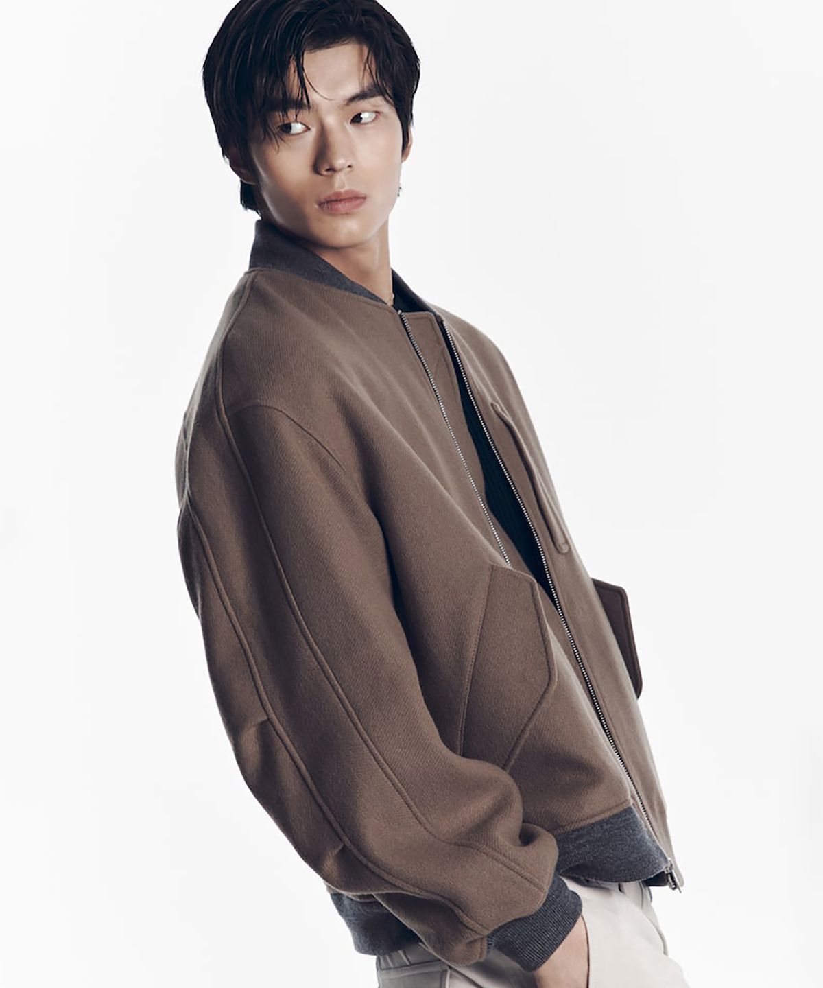 시프트지(SHIFT.G) Wool Blended Aviator Jumper  Beige