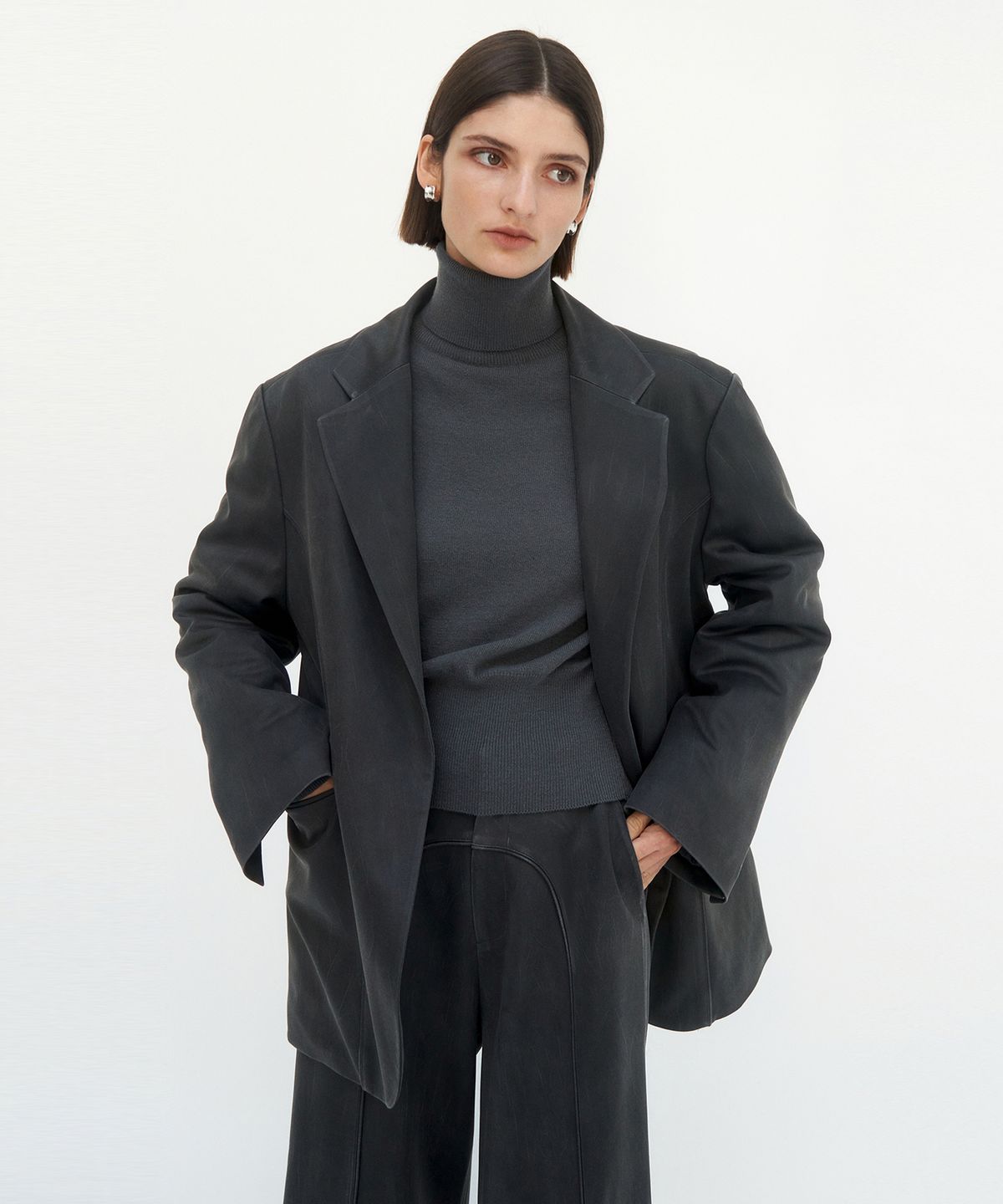 트리밍버드(TREEMINGBIRD) Suede Piping Classic Set-up Jacket [ Charcoal ]