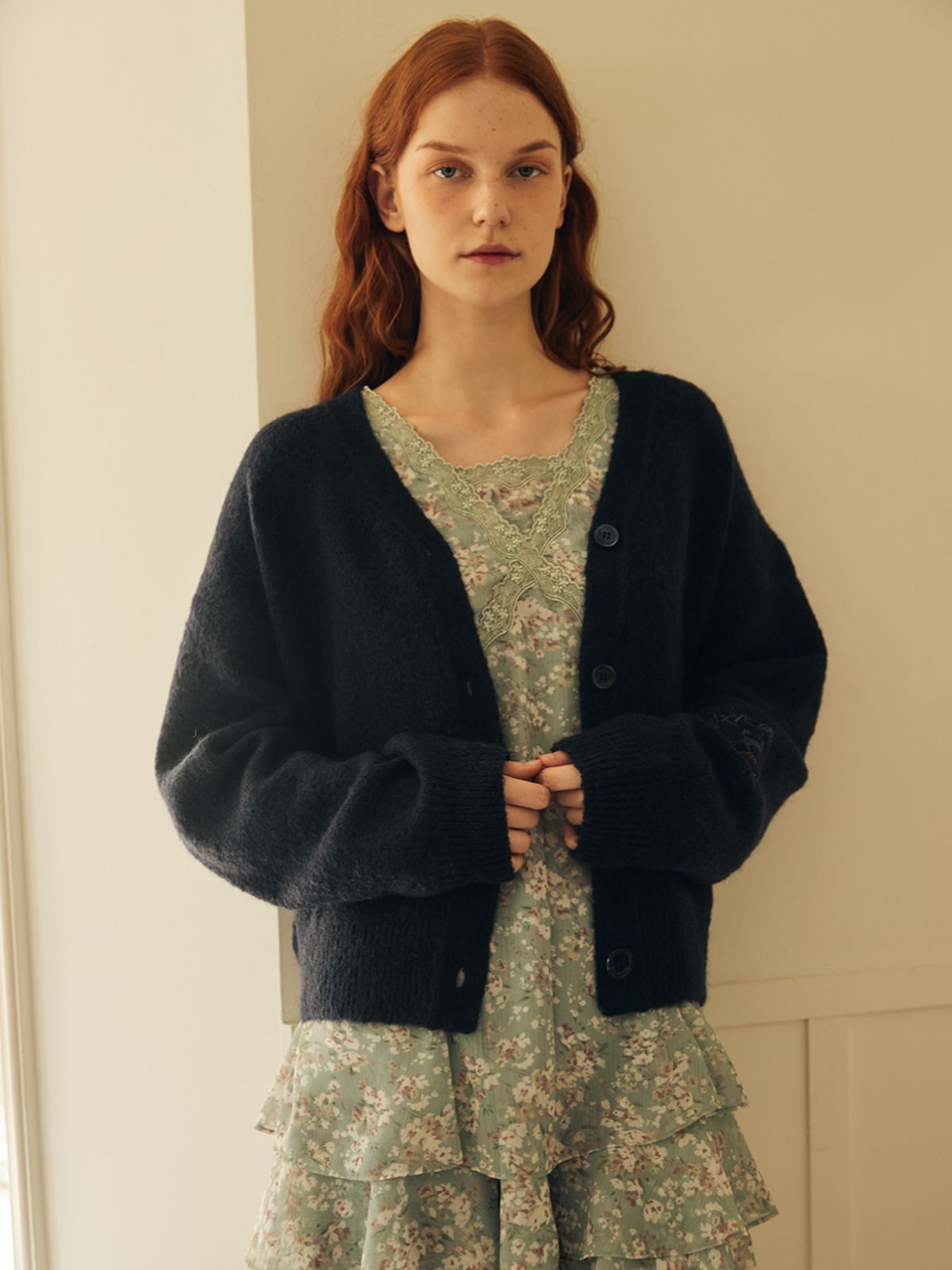 오앨(OUEL) MOHAIR WOOL BAMBI CARDIGAN_NAVY