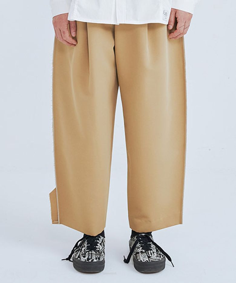 Raw Edged Two Tuck Pants_RKPAA23606BEX