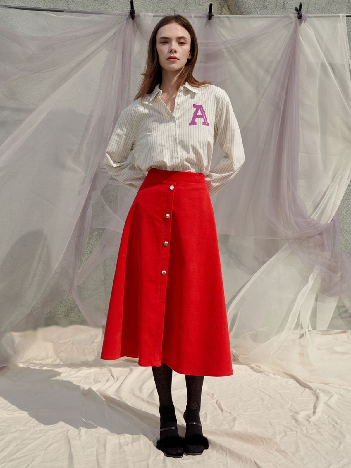 쏘리, 투 머치 러브(SORRY, TOO MUCH LOVE) Lyly Rose Corduroy Flare Skirt_Red