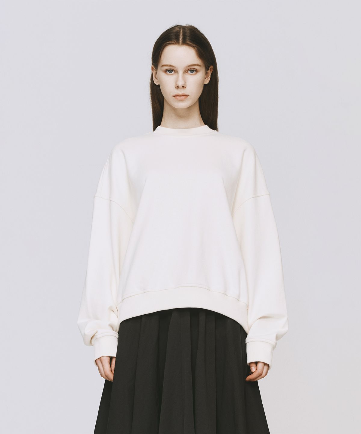 모노포비아(MONOPHOBIA) MONOPHOBIA BASIC COTTON SWEATSHIRT IVORY 코튼 맨투맨