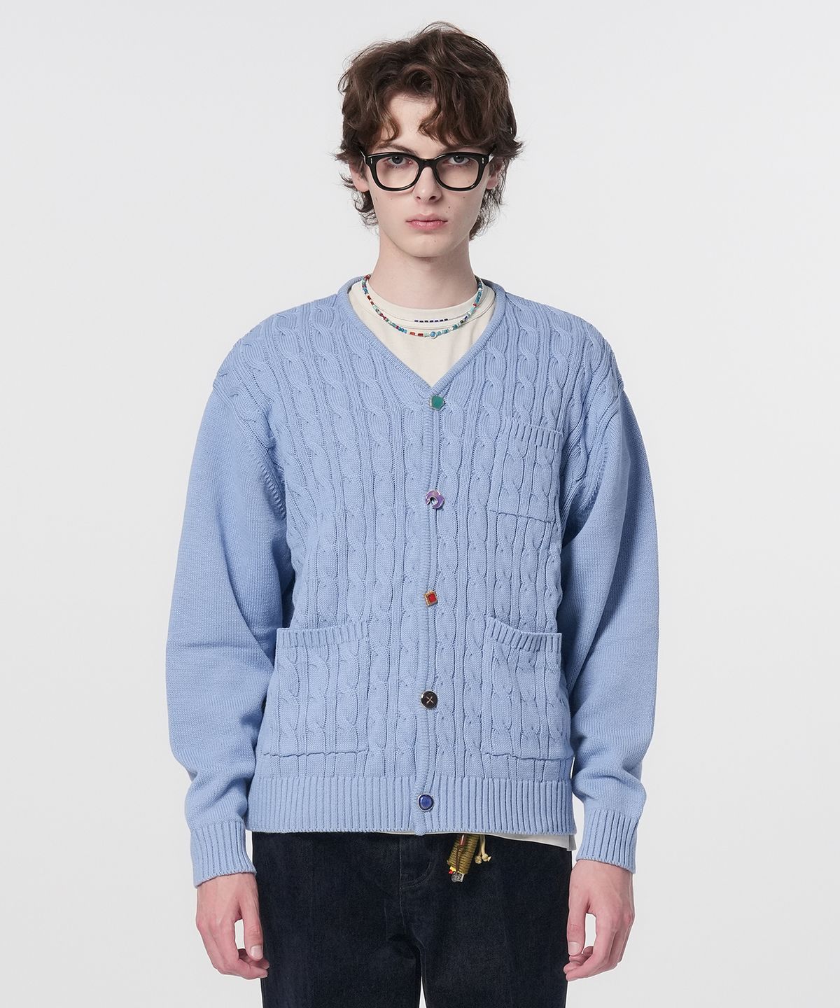 홍우성(HONGWOOSUNG) LOOSE FIT JEWELRY BUTTON CARDIGAN_SKY BLUE