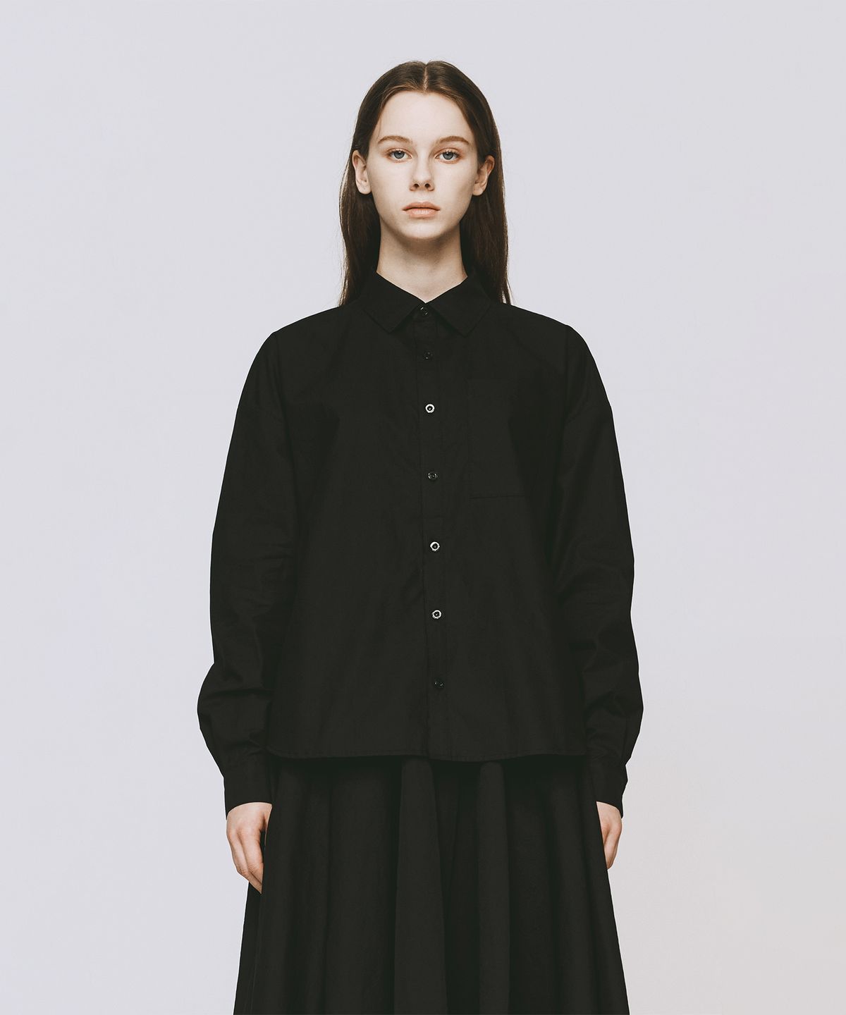모노포비아(MONOPHOBIA) COTTON SHIRT WITH RAW CUTTING LINE BLACK 코튼 셔츠