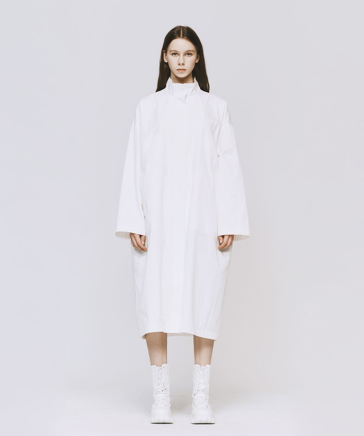 모노포비아(MONOPHOBIA) DREAMER LONG DUST COAT WHITE 싱글 집업 롱 코트
