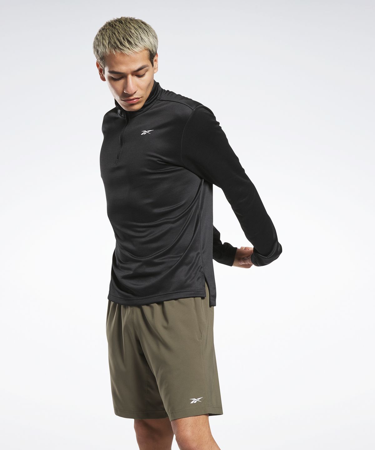 리복(REEBOK) Workout Ready Quarter-Zip 롱슬리브 - 블랙