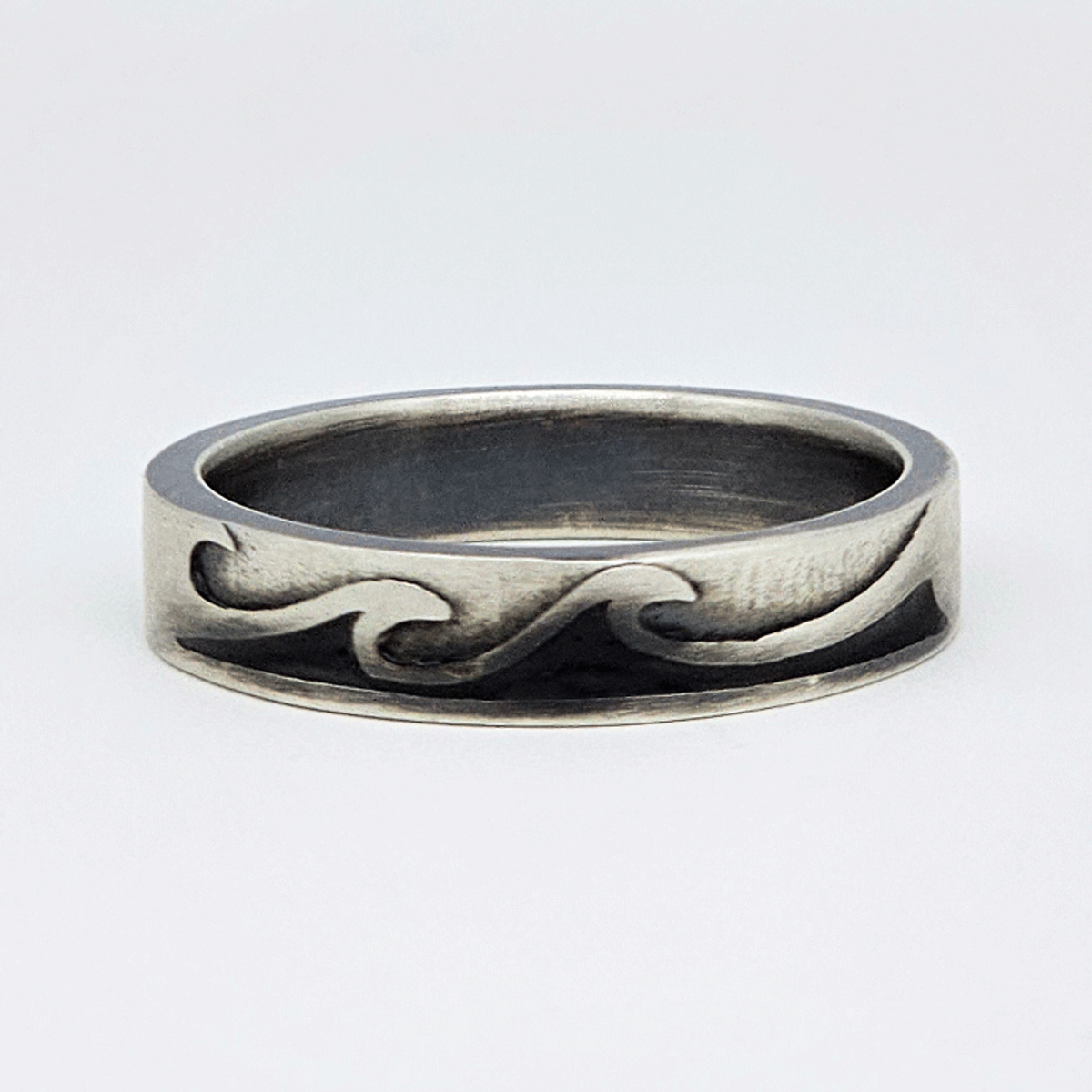 하카블랙스(HAKKABLACKS) Antique Black Wave Ring