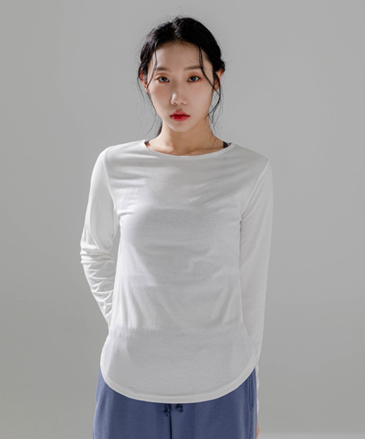 모어아웃(MOREOUT) 여성요가복 베이직 슬릿 티셔츠 3TT3347