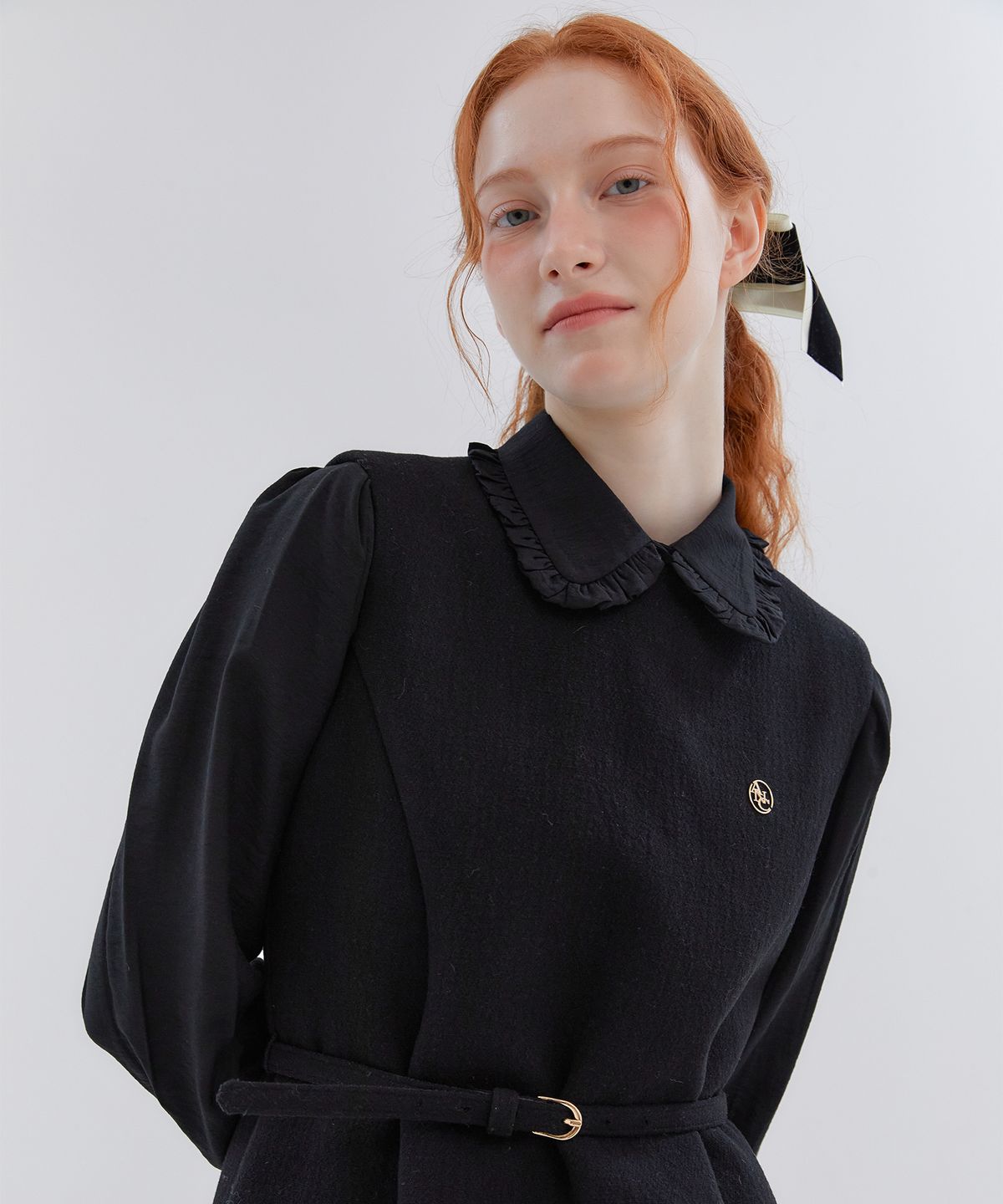 아노에틱(ANOETIC) TIE FRILL COLLAR BLOUSE_BLACK