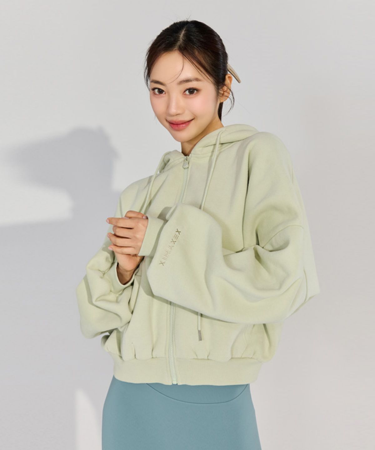 젝시믹스(XEXYMIX) 내핑 후드 집업 제이드그린
