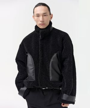 하이넥 크롭 레더 점퍼(블랙)