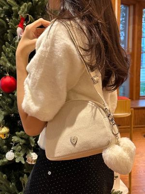 Heart Charm Halfmoon Bag_HC239DBG002M