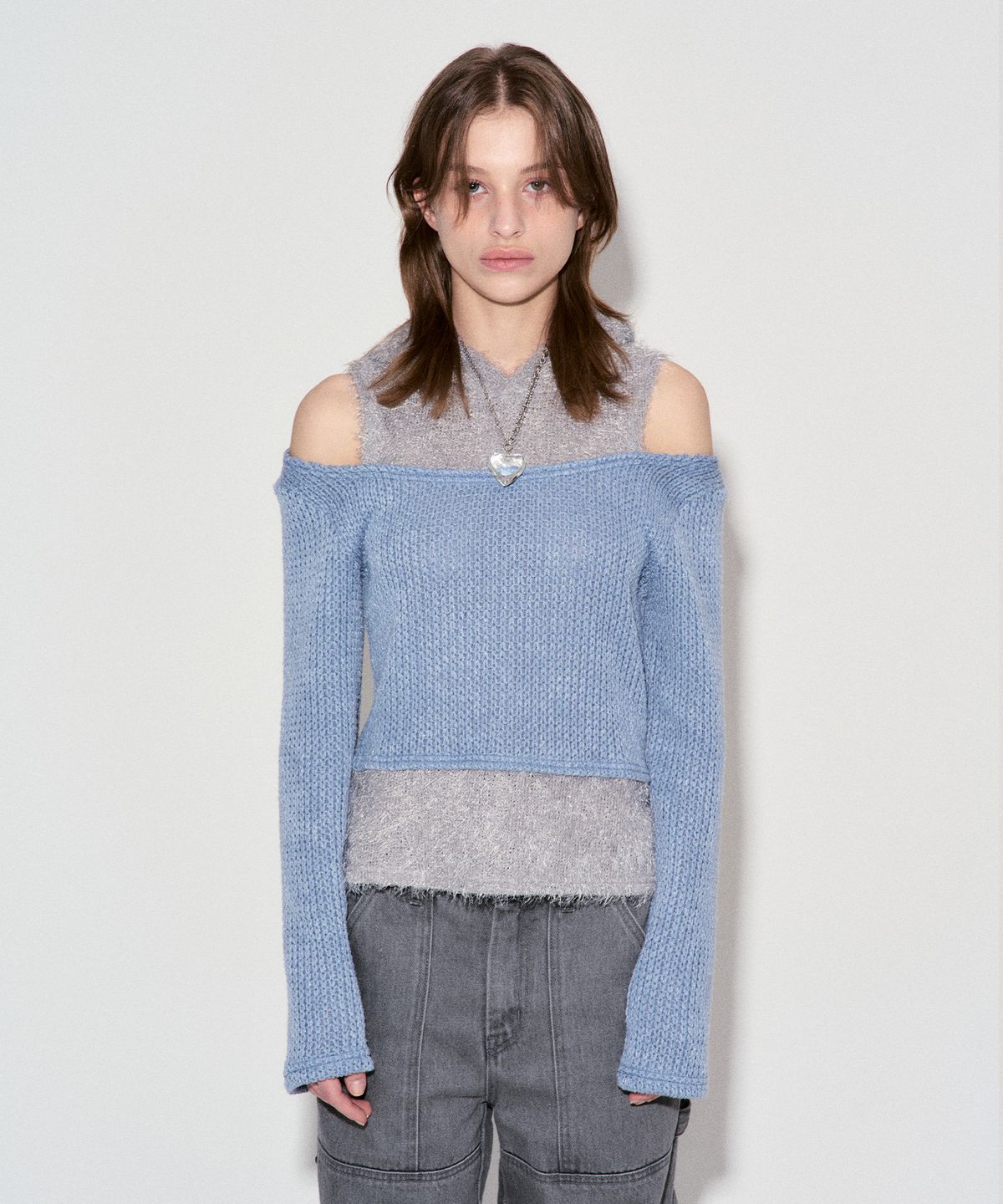데비어퍼(DEBBY UPPER) ROMILY CUT-OUT HOODIE_SKY BLUE/GRAY