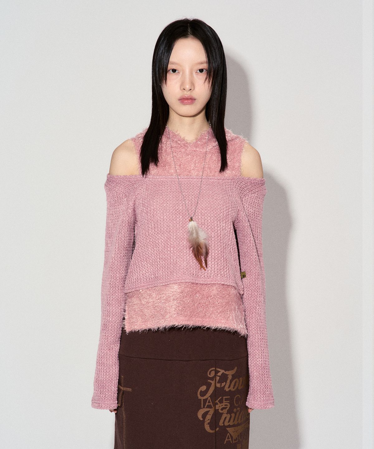 데비어퍼(DEBBY UPPER) ROMILY CUT-OUT HOODIE_BABY PINK