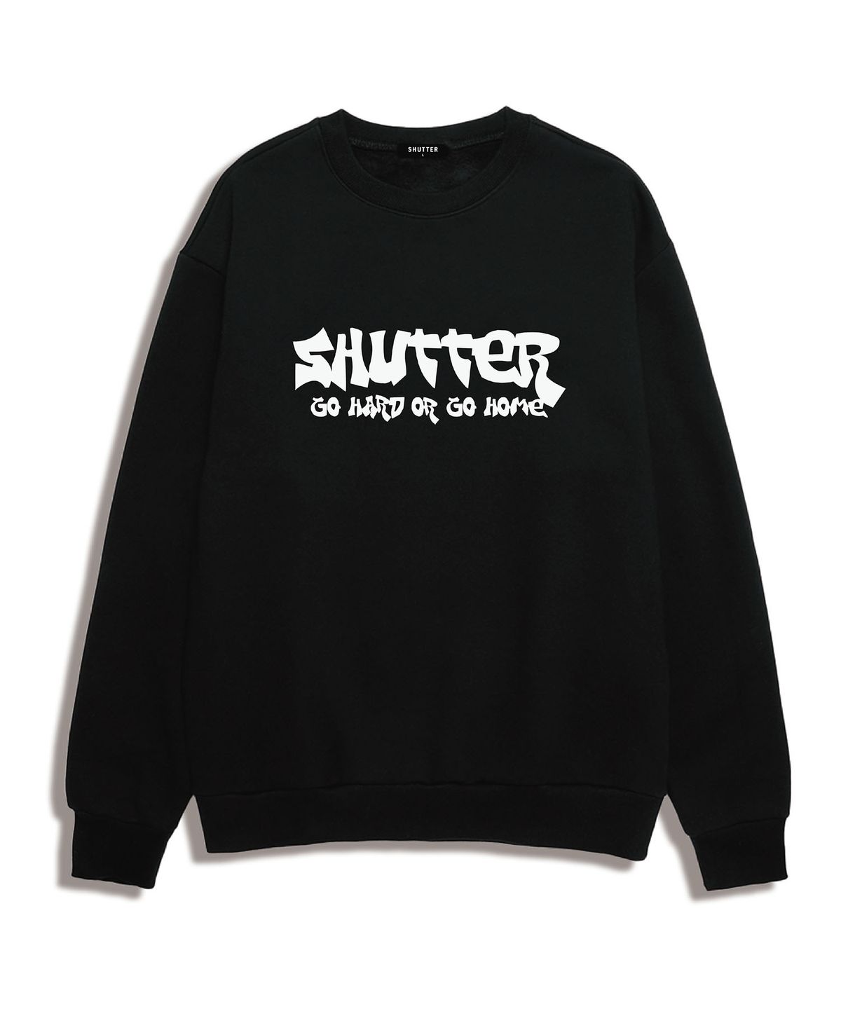 셔터(SHUTTER) GRAFFITI LOGO 오버핏 맨투맨 (STLS003) 블랙