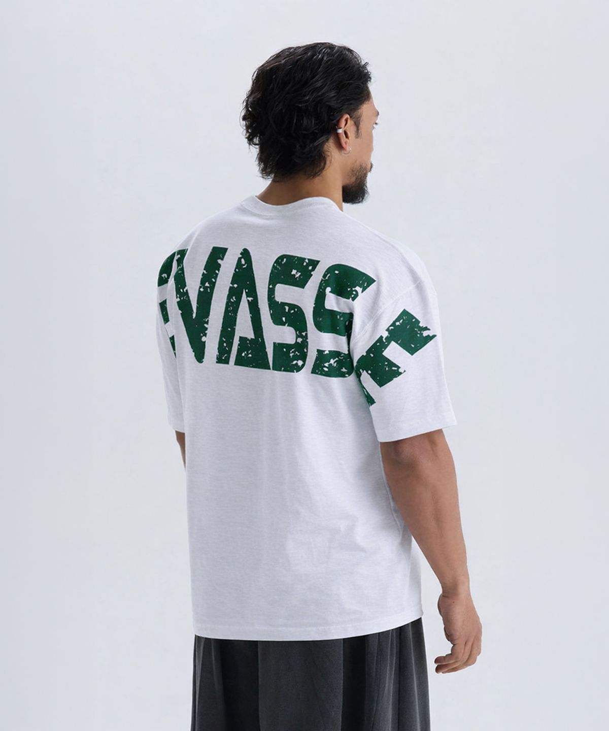 르바세(LEVASSE) Old School Overfit Tee – White (Green Logo)